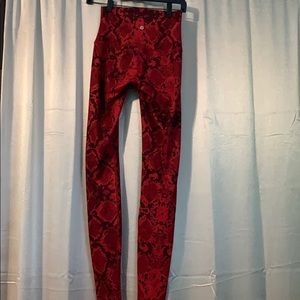 Lululemon Wunder Under Leggings